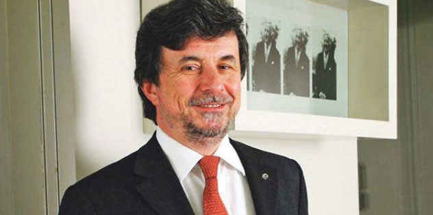 Eczacıbaşı zirveyi istiyor