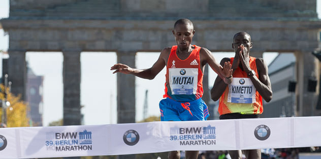 Berlin Maratonu'nu Kenyalı Geoffrey Mutai kazandı