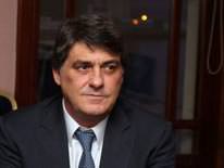 Adal� ba�kan aday� 