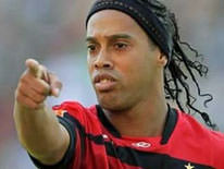 Ronaldinho'dan ye�il ���k 