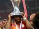 Galatasaray �ampiyonluk kupas�n� kald�rd�