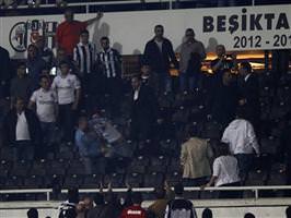 �nönü Stad�'nda skandal görüntüler