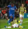 Emenike ilk 5'te