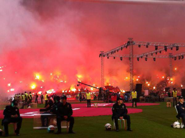 Arena'da şampiyonluk kutlamaları