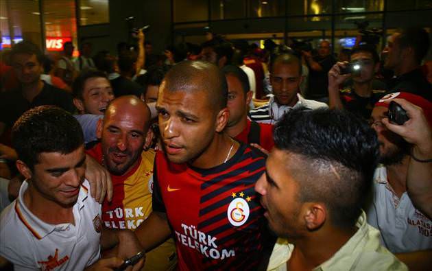 Cim Bom'a coşkulu karşılama
