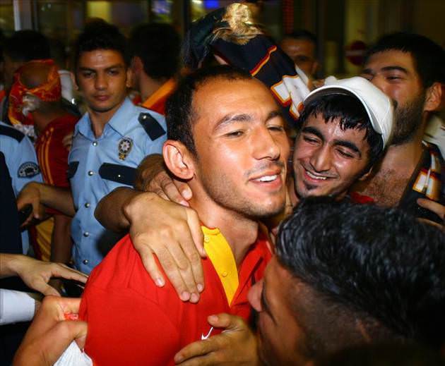 Cim Bom'a coşkulu karşılama