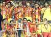 Galatasaray zirveyi b�rakm�yor