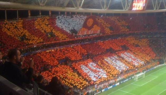 Galatasaray'ın Man. United maçı koreografisi