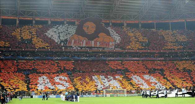 Galatasaray'ın Man. United maçı koreografisi