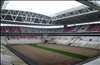 TT Arena'ya çimler serilmeye ba�land�