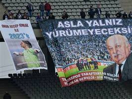 �stanbul B�B 2-1 Trabzonspor (Süper Lig 16. Hafta)