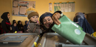 Seçimde kadın imzası