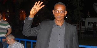 Eski misyoner şimdi binleri müslüman yapıyor