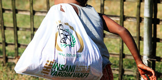 Orta Afrikalı mültecilere acil yardım