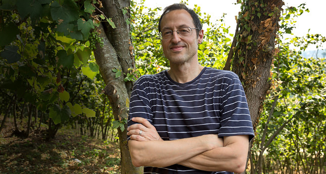 Reklam ve eğlence endüstrisi üzerimize dinlenme teklifleri yağdırıyor