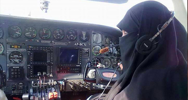 İlk çarşaflı pilot