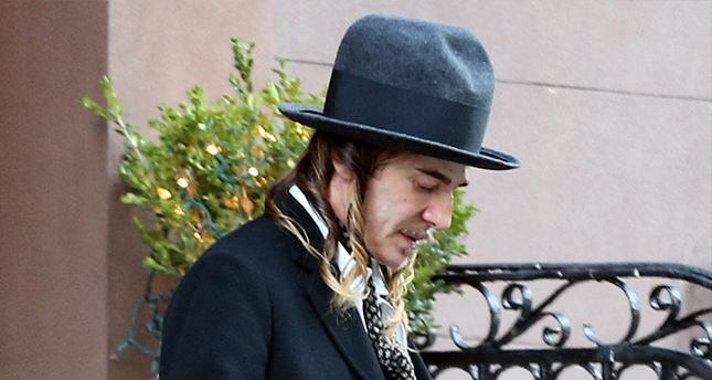 Dışlanan tasarımcıya Rus desteği