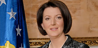 Kadın cumhurbaşkanının işi kolay değil