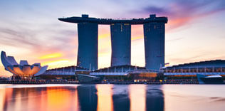 Köklerinin izini arayan turistler