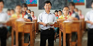 Çin’in koca gönüllü cep öğretmeni