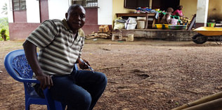 Eboladan kurtuldu damgalanmaktan kurtulamadı