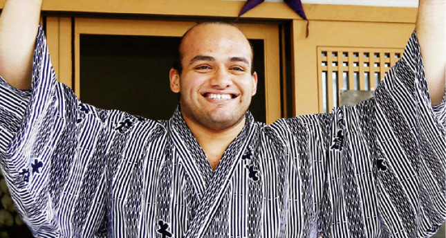 Japon sumo liginde Ortadoğulu bir kum fırtınası