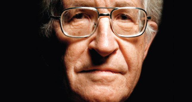 Chomsky yine açtı ağzını