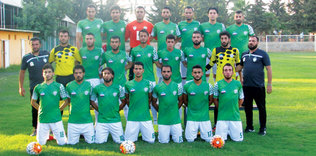 Esada karşı olan savaşımızı futbolla veriyoruz