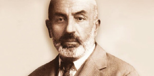 İstiklal, şairine gurbeti getirdi