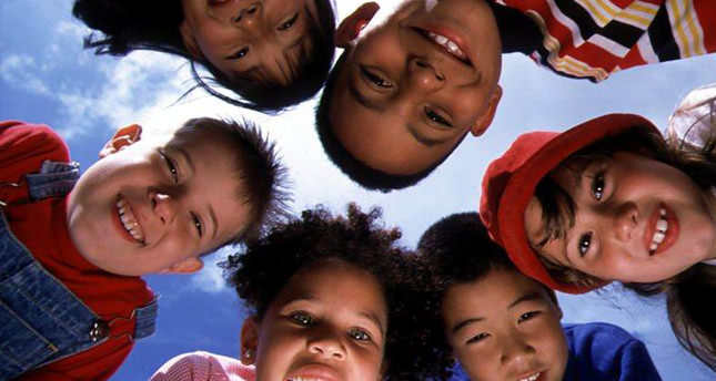 Çantası Umut Dolsun Çocukların