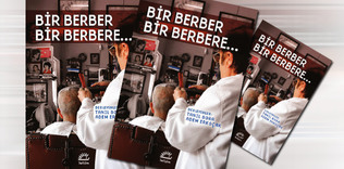 Berber aynasından sokağa bakmak