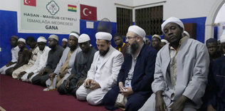 Her şeysiz olur hocasız olmaz