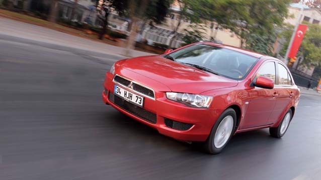 TEST: MİTSUBİSHİ LANCER 1.5 M/T
