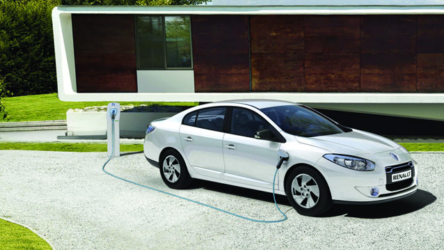 ELEKTRİKLİ FLUENCE'IN FİYATI AÇIKLANDI