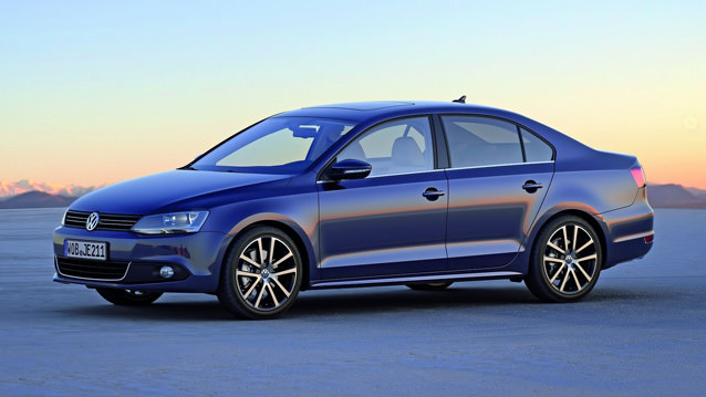 OPEL ASTRA HB 1.6 İLE VOLKSWAGEN JETTA ARASINDA HANGİSİNİ ÖNERİRSİNİZ?