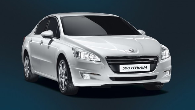 PEUGEOT 508 HYBRİD