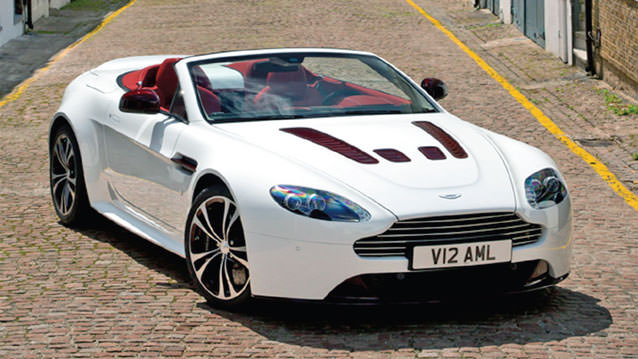 ASTON MARTİN V12 VANTAGE ROADSTER İLE KÜKREDİ