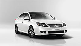 MAKYAJLI RENAULT LATİTUDE GELDİ