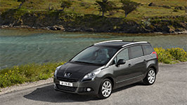 PEUGEOT 5008 1.6 HDİ AUTO6R'Yİ VURDURARAK ÇALIŞTIRMAK ZARARLI MI?