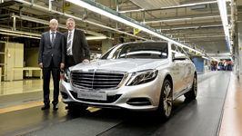 MERCEDES-BENZ’DEN REKOR SATIŞ