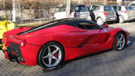 FERRARİ ALDI KARLI ÇIKTI