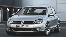 VOLKSWAGEN GOLF’ÜN GAZ PEDALI NEDEN TİTRİYOR?