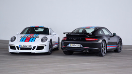 911 YARIŞ TULUMUNU GİYDİ