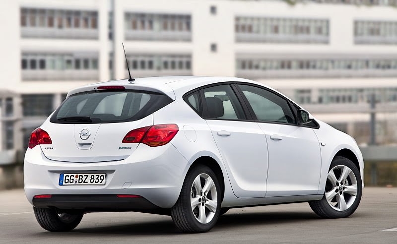OPEL ASTRA’NIN MOTORU NEDEN HARARET YAPIYOR?
