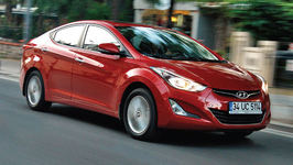 HAFTANIN TESTİ: HYUNDAİ ELANTRA 1.6 CRDİ OTOMATİK