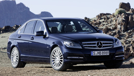 MERCEDES-BENZ C180’E GAZ PEDALI TEPKİLERİNİ HIZLANDIRMAK İÇİN CİHAZ TAKTIRMAMI ÖNERİR MİSİNİZ?