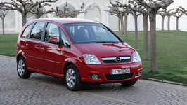 OPEL MERİVA’DA MOTOR ARIZA LAMBASI NEDEN YANIYOR?