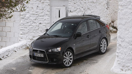 MİTSUBİSHİ LANCER’DE MOTOR DEVRİ NEDEN ÇOK YAVAŞ ARTIYOR?