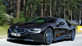 TEST: BMW İ8