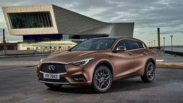 INFİNİTİ Q30 GÜN YÜZÜNE ÇIKTI